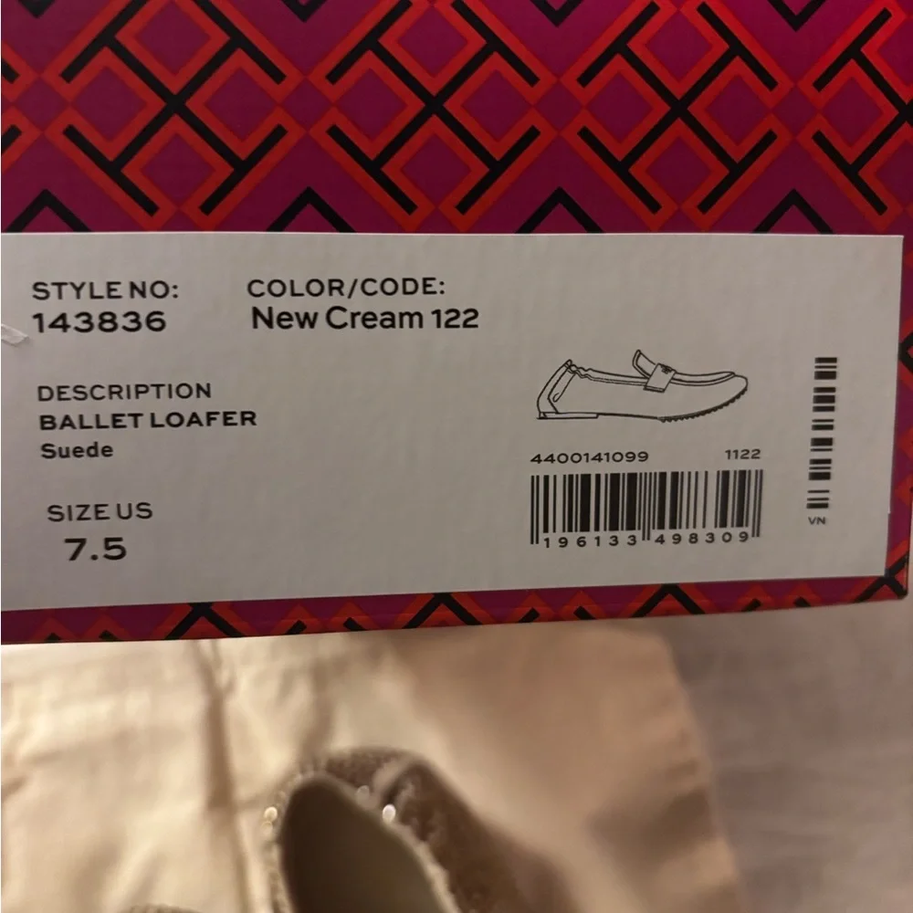 Tory Burch leather crystal Loafers in new cream size 7.5 - Picture 11 of 14
